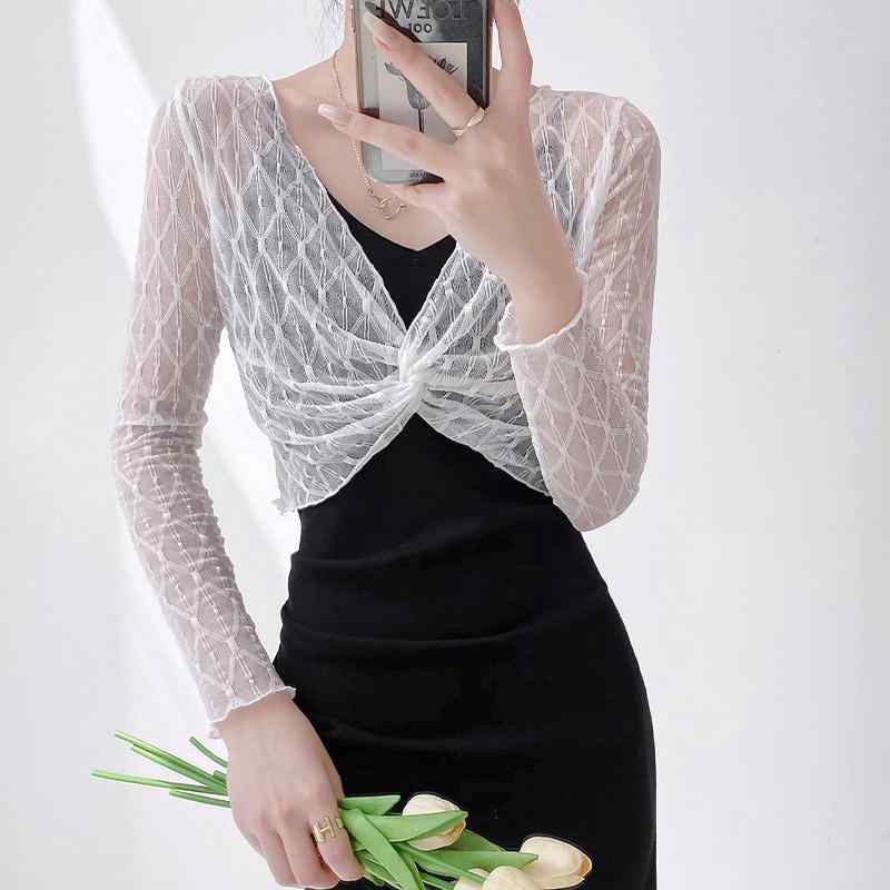 春コーデレディースファッションオシ...