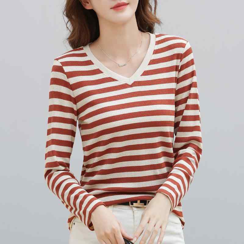 春 コーデ レディース ファッション オシャレ カワイイ シンプル きれいめ ナチュラル 上品カジュアル 婦人服 ストライプ 長袖 Tシャツ ハイエンド スリム インナー レイヤリング トップス