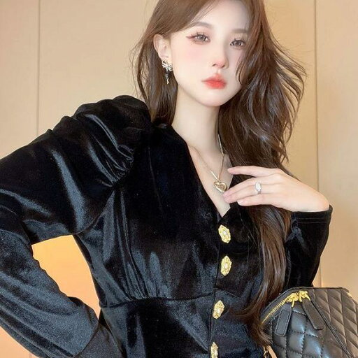 春 コーデ レディース ファッション オシャレ カワイイ シンプル きれいめ ナチュラル 上品カジュアル 婦人服 スリム トップス フレンチ クラシック Vネック ベルベット パフスリーブシャツ 春 コーデ レディース ファッション オシャレ カワイイ シンプル きれいめ ナチュラル 上品カジュアル 婦人服 スリム トップス フレンチ クラシック Vネック ベルベット パフスリーブシャツ