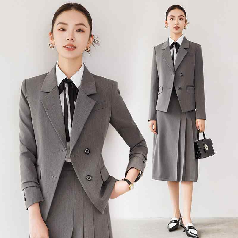 春 コーデ レディース ファッション オシャレ カワイイ シンプル きれいめ ナチュラル 上品カジュアル 婦人服 グレー スーツ ハイエンド カレッジ スカート
