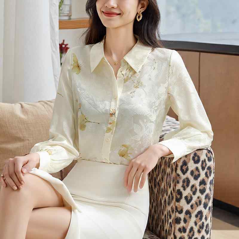 Other - 春 コーデ レディース ファッション オシャレ カワイイ シンプル きれいめ ナチュラル 上品カジュアル 婦人服 長袖 シャツ プリント ハイエンド トップス