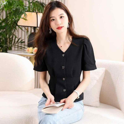 春 コーデ レディース ファッション オシャレ カワイイ シンプル きれいめ ナチュラル 上品カジュアル 婦人服 スリム 夏 シャツ Vネック 半袖 無地 スリムフィット 春 コーデ レディース ファッション オシャレ カワイイ シンプル きれいめ ナチュラル 上品カジュアル 婦人服 スリム 夏 シャツ Vネック 半袖 無地 スリムフィット