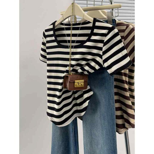 春 コーデ レディース ファッション オシャレ カワイイ シンプル きれいめ ナチュラル 上品カジュアル 婦人服 黒 白 ストライプ スクエアネック 半袖 Tシャツ 夏 シンプル スリムフィット コットン トップス 春 コーデ レディース ファッション オシャレ カワイイ シンプル きれいめ ナチュラル 上品カジュアル 婦人服 黒 白 ストライプ スクエアネック 半袖 Tシャツ 夏 シンプル スリムフィット コットン トップス