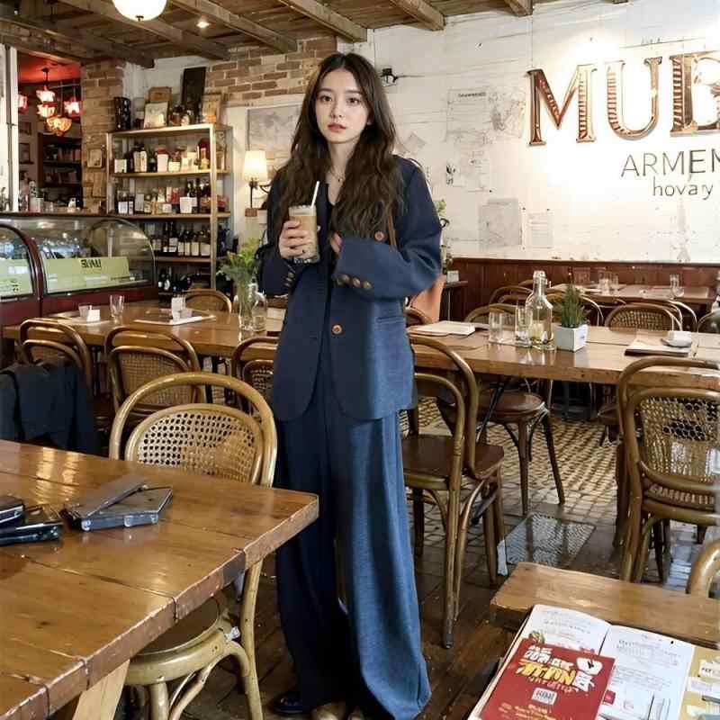 春コーデレディースファッションオシ...