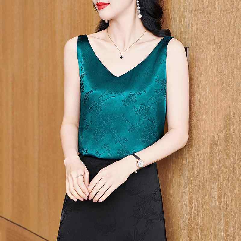 Rakuten - 春 コーデ レディース ファッション オシャレ カワイイ シンプル きれいめ ナチュラル 上品カジュアル 婦人服 サテン ベスト 夏 スーツ ノースリーブインナー トップス シャツ
