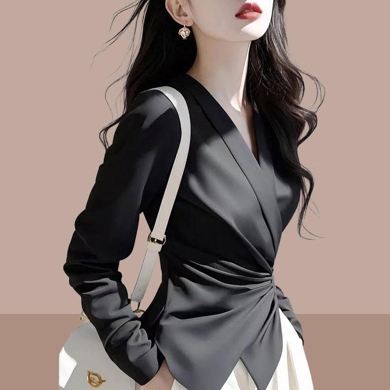 春 コーデ レディース ファッション オシャレ カワイイ シンプル きれいめ ナチュラル 上品カジュアル 婦人服 フレンチ ハイエンド 無地 快適 シャツ ウエスト インナーウェア Vネック トップス