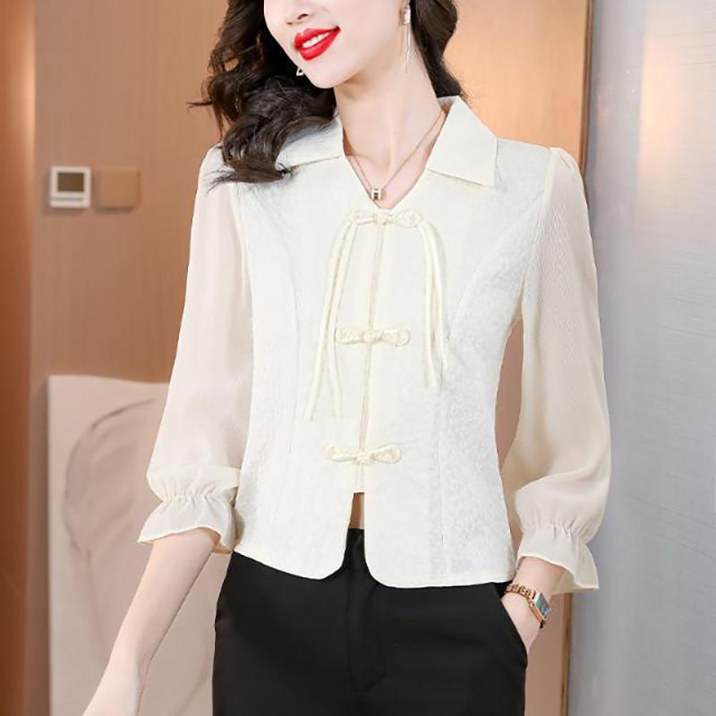 春 コーデ レディース ファッション オシャレ カワイイ シンプル きれいめ ナチュラル 上品カジュアル 婦人服 バックル ステッチ チャイナ シフォンシャツ 長袖 アウター カバー 効果 快適 トップス レイヤリング シャツ