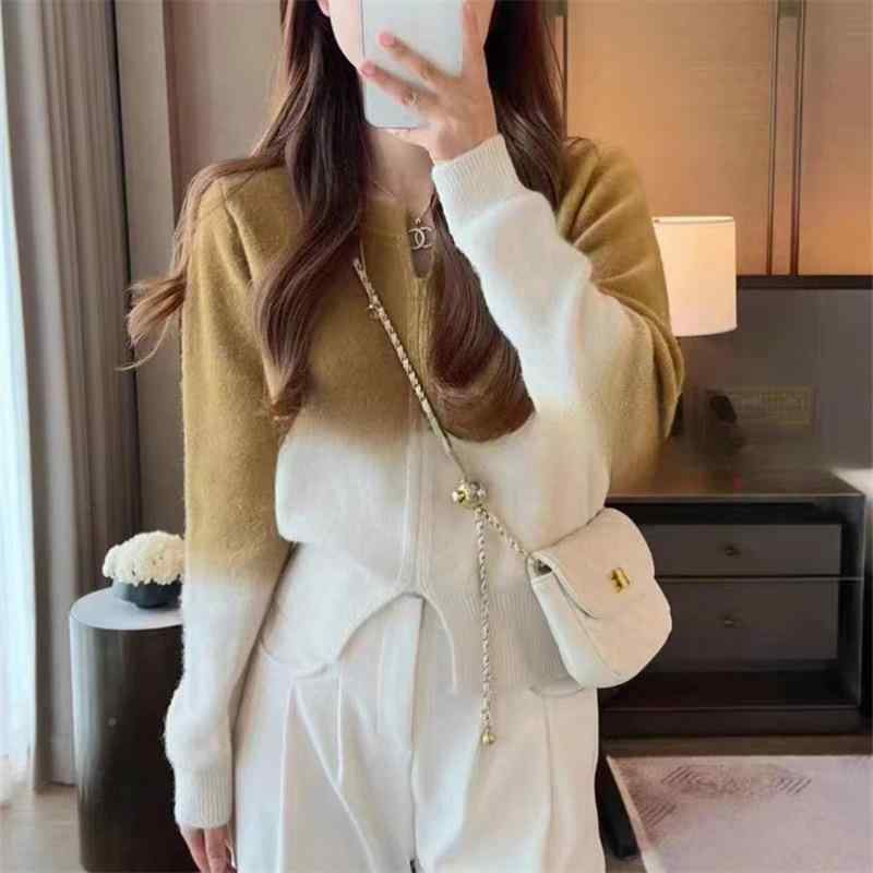 春 コーデ レディース ファッション オシャレ カワイイ シンプル きれいめ ナチュラル 上品カジュアル 婦人服 セーター ワイド ソフト グラデーション ニット ロング シャツ 袖