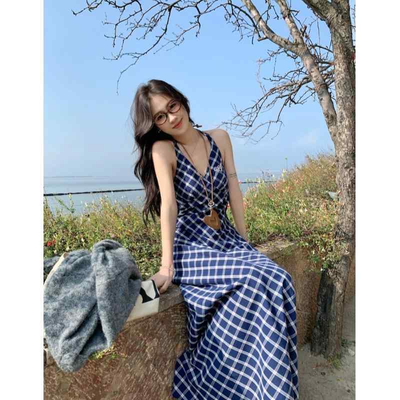 春 コーデ レディース ファッション オシャレ カワイイ シンプル きれいめ ナチュラル 上品カジュアル 婦人服 スタイリッシュ スーツ チェック柄 ホルターネック スカート 防寒 ニット カーディガン ツーピース