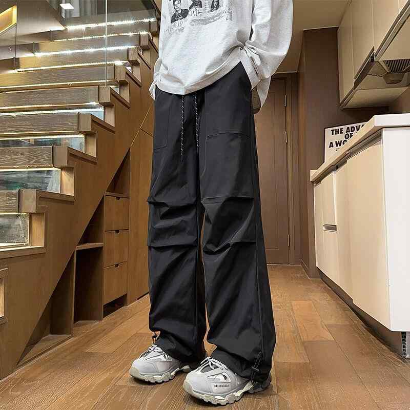 乐天商城 - 春 コーデ メンズ 用 服 シンプル 大人 紳士服 アメリカン アウトドア 防水 パンツ 防風 機能的 プリーツ ブラック カジュアル 通勤スタイル ね着コーデ ゆったりシルエット 快適フィット 動きい デイリー