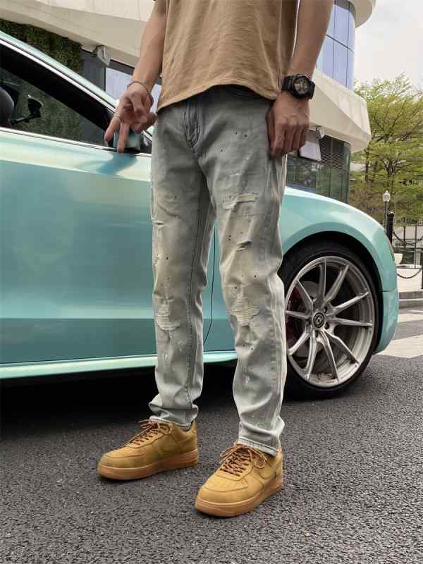 春 コーデ メンズ 用 服 シンプル ファッション 大人 紳士服 カジュアル ストレート スリム ジーンズ パンツ ブルー ハイエンド カジュアル 通勤スタイル 重ね着コーデ ゆったりシルエット 快適フィット 動きやすい デイリー