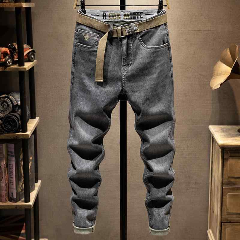 春 コーデ メンズ 用 服 シンプル ファッション オシャレ 大人 かっこいい 紳士服 ジーンズ スリムフィット 黒 グレー 夏 カジュアル 通勤スタイル 重ね着コーデ ゆったりシルエット 快適フィット 動きやすい デイリー