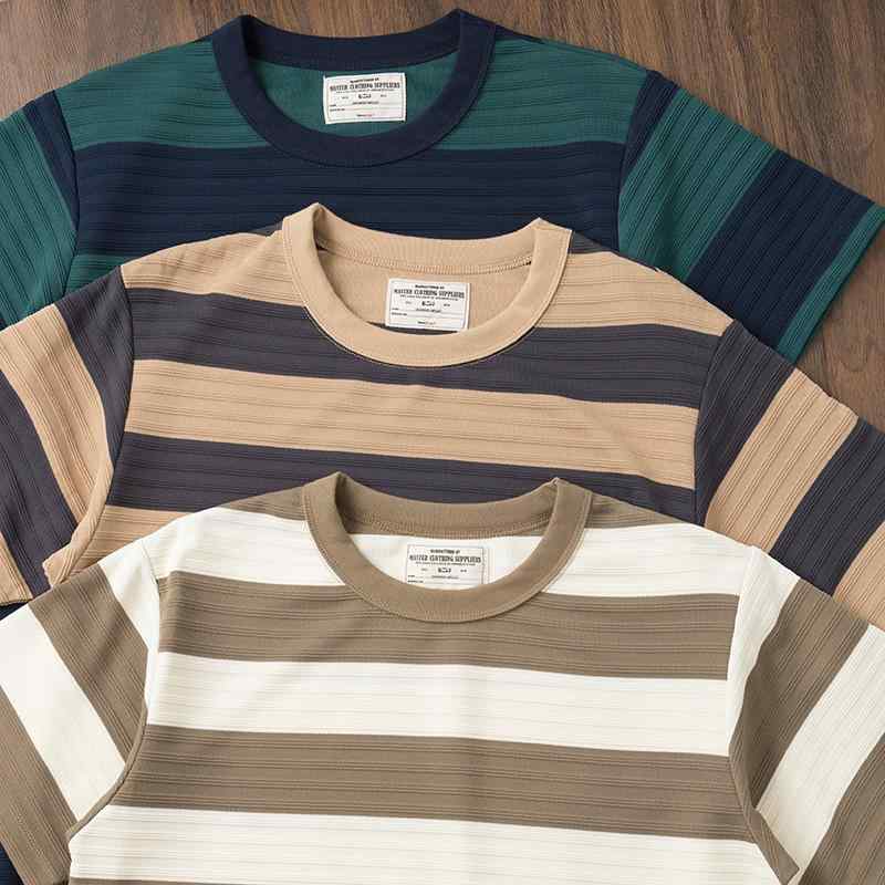 春 コーデ メンズ 用 服 シンプル ファッション オシャレ 大人 紳士服 アメリカン ワイド 半袖 シャツ ラウンドネック 伸縮性 ストレッチ ストライプ カーキ カジュアル 通勤スタイル 重ね着コーデ ゆったりシルエット さらっと着 普段使い