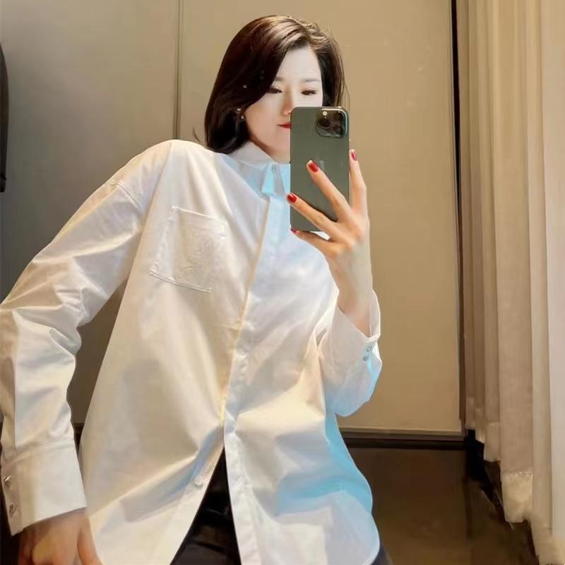春 コーデ レディース ファッション オシャレ カワイイ シンプル きれいめ ナチュラル 上品カジュアル 婦人服 ホワイト カラー 大きいサイズ カジュアル ポケット 白 ウサギ シャツ