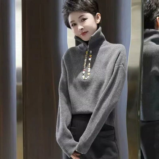 春 コーデ レディース ファッション オシャレ カワイイ シンプル きれいめ ナチュラル 上品カジュアル 婦人服 スタンドカラー ハーフ ジップ ボタン 装飾 セーター ゆったり 春 コーデ レディース ファッション オシャレ カワイイ シンプル きれいめ ナチュラル 上品カジュアル 婦人服 スタンドカラー ハーフ ジップ ボタン 装飾 セーター ゆったり