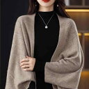 春 コーデ レディース ファッション オシャレ カワイイ シンプル きれいめ ナチュラル 上品カジュアル 婦人服 ニット ストール スカーフ 兼用 ゆったり アウター ケープ カーディガン