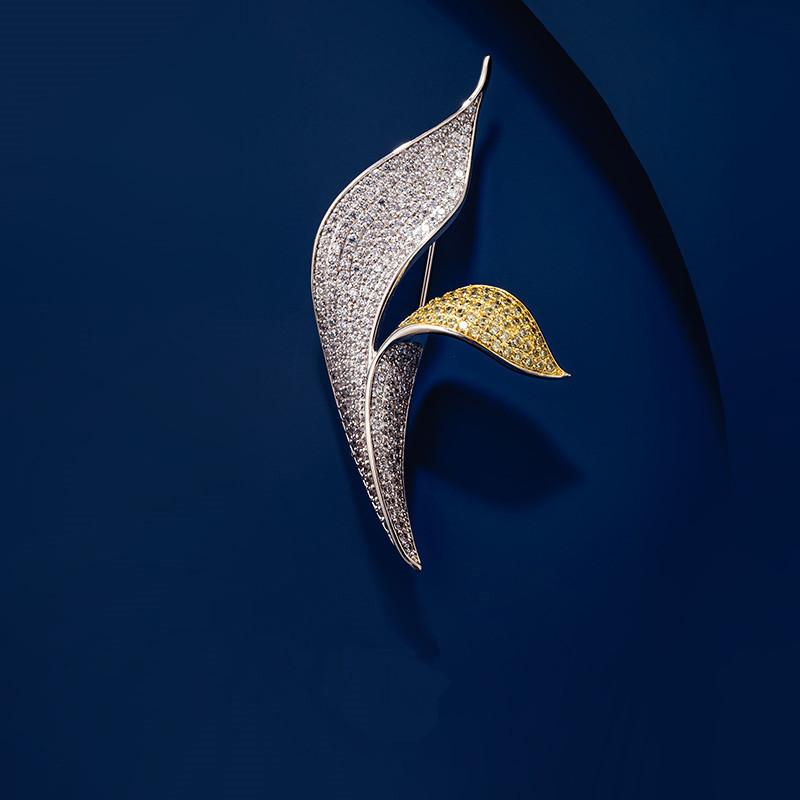 アクセサリー レディース ファッション 小物 上品スタイル コーディネート パーティー アイテム 象嵌 ジルコニア ブローチ リーフ コサージュ ピンブローチ バックル