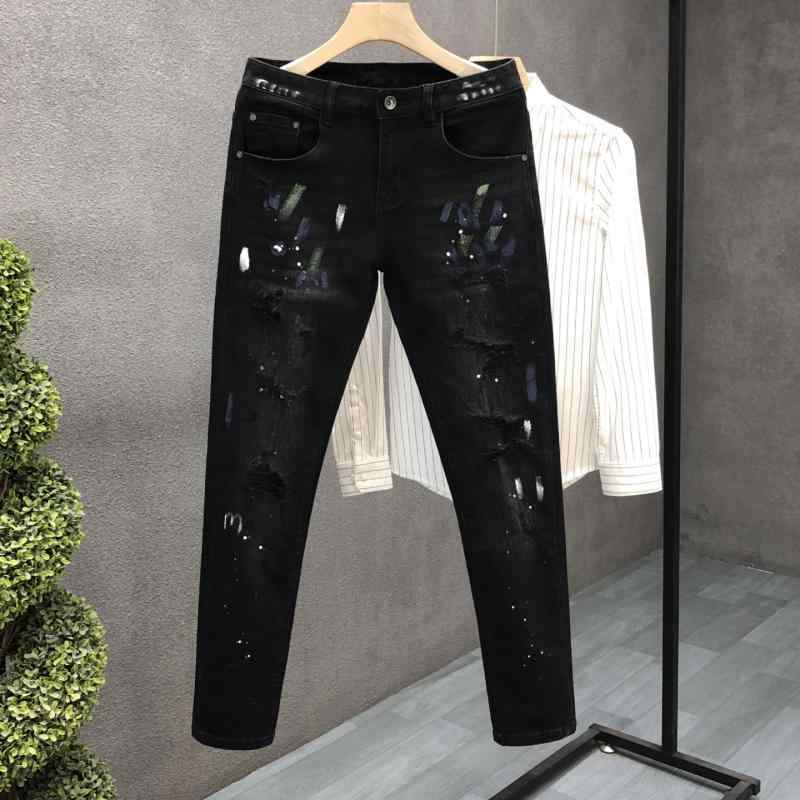 メンズ ファッション 服 男性用 シンプル かっこいい 大人 春コーデ クール スタイリッシュ グラフィティプリント スリム ジーンズ クロップド パンツ