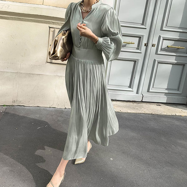 サテン地ボリューム袖ワンピース ■ ワンピース 結婚式 ワンピ 二次会 入学式 入園式 卒業式 大人 上品 OL レディース 春 夏 秋 冬