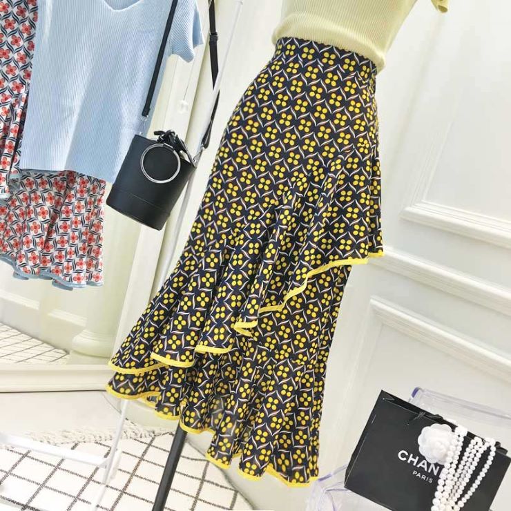Rakuten - フラワーラッフルタイトスカート ■ スカート すかーと Skirt スカート ミディアム 膝丈 ひざ丈 膝上 ひざ上 膝下 ひざ下