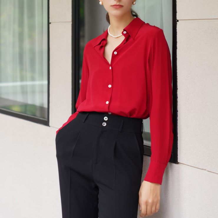 バックプリーツブラウス ■ ブラウス シャツ セレブ オフィス blouse OL トップス 通勤 かわいい 大人 レディース 長袖 無地 秋 冬