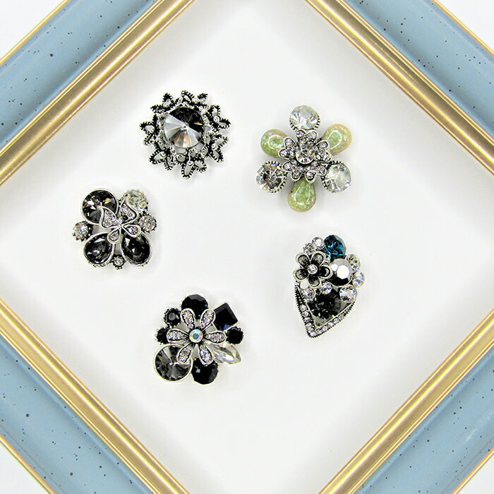 シックなシルバーパーツ ダーク系 デコ センターパーツ リボン アクセサリー メタ...