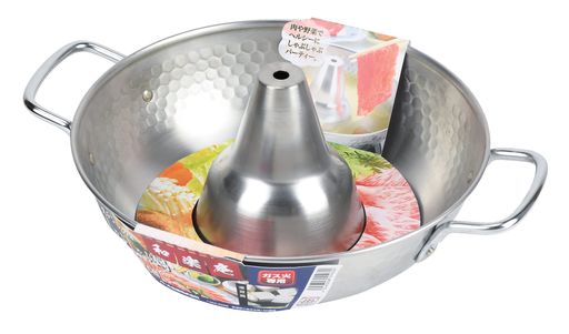 製品サイズ:(約)幅33.5x奥行26x高さ11.5cm 製品重量:(約)0.53kg 素材・材質:本体/ステンレス鋼(クロム16%)(底の厚さ0.7mm)、取っ手/鉄(クロムめっき) 寸法:26cm 満水容量:2.2L