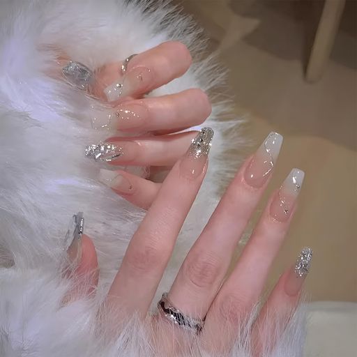 ZYOWAIT ネイルチップ ロング 白 つけ爪 24枚入 可愛い 春夏 付け爪 長い 韓国 ミディアム つけづめ シンプル フィンガースーツ 秋冬 かわいい 人気 和風 成人式 卒業式 花嫁ネイル 入学式 繰…