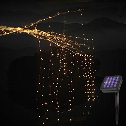 【ソーラー電源】:銅線ストリングランプはソーラー電源であり、電池を使用せずに点灯することができます。延長線を必要としない、どこにでも置くことができ、曇っている日でも充電することができます。一番オススメの充電方法は、直射日光の当たる広々とした場所に置くことです。十分な日光の下で、6時間以上充電すると、6~8時間照らすことができます。 【2種類のスイッチボタン】:ソーラーパネルの背面にあるスイッチボタンは、ボタンのオン/オフを切り替えることができます。スイッチを入れると、ソーラーガーデンライトは昼間は自動的に充電され、夜間は自動的に点灯することができる。銅線ストリングランプには8つのモードがあり、異なるモード、異なるシーン、異なる雰囲気に使用することができます。 【防水と耐熱性】:銅線ストリングランプはIP65防水等級で、屋内または屋外で使用することができて、暖かい白色の明るさは部屋全体を照らすことができます。また、銅線ストリングランプは環境に優しく、エネルギー変換率が高く、耐久性があり、安全に使用することはできます。 【屈曲性&amp;柔軟性が優れ】:本体は銅線状なので自由に好きな形を手軽に作り出来ます。