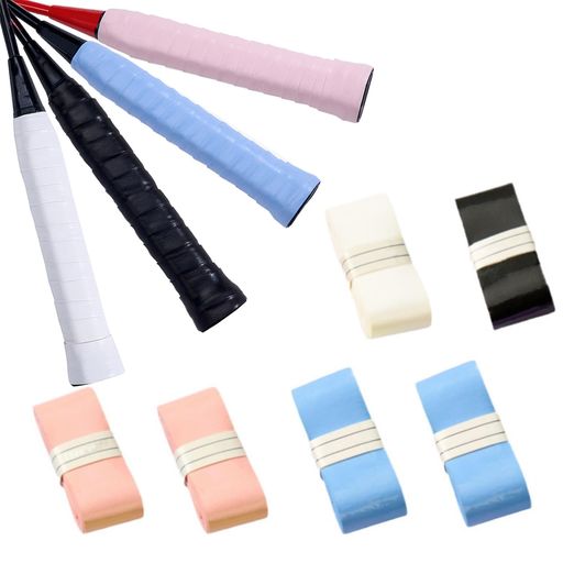 【製品内容】バドミントンハンドジェル6個入り(青*2+ピンク*2+白*1+黒*1)。 【シングルサイズ】縦1.2 M*横2.5 cm。 【感触快適】0.55 mm-0.6 mm超薄型設計で手のひらの曲線にフィットし、雲のように柔らかにグリップ感を包み込む。 【吸汗優良】三重速乾性分子層を内蔵し、瞬間的に汗を吸収し、手のひらの持続的な乾燥を維持し、揮発間にべたべたした悩みがない。 【滑り止め設計】下地にPU弾性コーティングを添加し、制振効果は65%に達し、腕関節を効果的に保護する。暴力的なスマッシュでも繊細なボールをこすっても、手触りは常にはっきりして安定している。