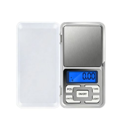 【精密計量】本製品は 0.01g~500g の範囲で精密な計量が可能です。ジュエリー・ハーブ・香料・調味料など、少量かつ正確な計量が求められるアイテムに最適です。 【コンパクトデザイン】スリムで持ち運びやすいコンパクト設計を採用し、カバンやポケットの隙間にもスッキリ収まります。かさばらずに持ち運べるため、外出先での計量にも便利で、いつでもどこでも手軽に使用することができます。 【実用的な風袋引き機能を搭載】容器の重さをワンタッチで差し引ける風袋引き機能を搭載しているため、食材や小物などを袋や容器に入れたまま正確に計量可能です。余計な手間を省き、スピーディーに計測作業を進められるため、作業効率が大幅にアップします。 【簡単操作】見やすいディスプレイと英語表記のボタンを採用し、直感的に操作できる設計です。複雑な設定不要で、電源オン・風袋引き・単位切替などが簡単に行え、初心者からプロまで幅広いユーザーがストレスなく使用できます。 【多シーン活用】自宅での使用はもちろん、外出先やイベント、仕事現場でも活躍し、家庭用・業務用を問わず幅広いシーンで活用できます。
