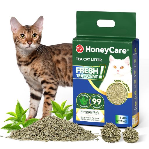 尿 【天然素材で安心】 HONEY CAREのお茶成分入りおから猫砂は、豆ファイバー、デンプン、お茶由来成分を組み合わせた純天然植物製品。人工香料なし・有害化学物質不使用で、猫にも飼い主にも優しく安全。環境にも配慮した生分解性素材で、安心して長く使えます。 【しっかり固まるでニオイをロック】 湿気を感知するとすばやく堅い結塊を形成。優れた消臭力で室内のニオイをしっかり抑え、清掃も楽々。猫の快適なトイレタイムをサポートします。 【トイレに流せる・生分解対応】 水に触れるとすぐに溶ける設計。使用後はトイレへ流せるため処理が簡単で、持続可能性にも優れています。大容量パックなら、まとめ買いでも経済的。 【粉が舞いにくいねこ砂】 特別の技術により約99%の無粉塵を実現。空気中の粒子を減らし、猫と飼い主の呼吸器へ優しく、室内を清潔に保ちます。長時間使用でも快適です。 【清新なお茶の香り】 実際のお茶由来の爽やかな香りが広がり、湿気を帯びると香りが深まります。消臭効果と相乗して、部屋全体をさわやかに保ちます。緑茶成分入りの特長を活かした猫砂。
