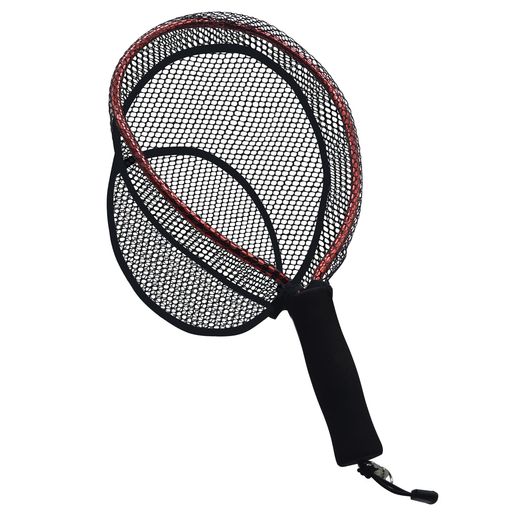 商品仕様:全長:約430 mm | 自重:約200g | ネットフレームサイズ:H310xW220mm | ハンドル長:約125mm(固定式) | ネット素材:ラバーコーティング(深さ200mm) 商品特徴:軽量・強化アルミアルミフレームを採用したオーバル型のランディングネットです。軟質なスポンジ素材グリップの採用により、濡れた手で滑りにくいです。 ラバーネット:ラバーコーティングネットでフックが絡みにくいので、網目の細かいナイロン製や布製のネットよりも扱いやすく、魚を傷つけずにリリースしたい場合や魚拓をとりたいときに適しています。 携帯便利性:グリップエンドにゴム付きナスカンを備えており、バッグやレッグホルスター、ベルトホール等に装着できるのも便利です。 使用シーン:ショートグリップを採用したランディングネットで、ウェーディング時や足場の低い河川、渓流、湖などにおすすめ。