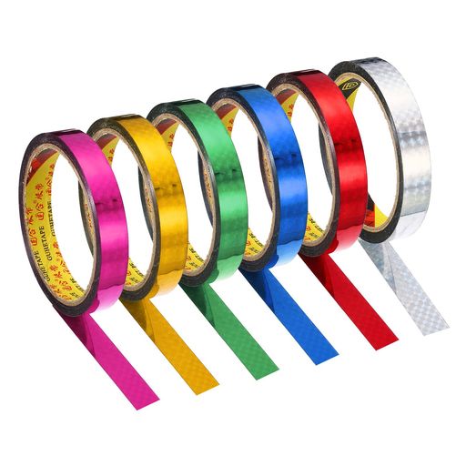 カラー: ブルー、ゴールド、グリーン、レッド、ローズレッド、シルバー; 素材: PET; 幅: 15 mm; 長さ: 30 m/32.8ヤード; パッキングリスト: 6 x マスキングテープ (各色1個) 利点: 輝く明るい色は装飾的な役割を果たします。滑らかな表面と防水; 粘着性が良く、靭性が高い。はがしやすく、のりが残りません。 説明: 1. 適切なサイズのテープを選択してください。2. 希望の長さを切り取ります。3. 装飾 応用: プリズムテープは主に、各種工芸品の製作、壁・フォトフレームの装飾、プレゼントのラッピング、各種文具・書籍の包装など、日用品や事務用品の装飾に使用されています。 注意: ご注文前に正しいサイズをご確認ください。特にメタライズテープの幅
