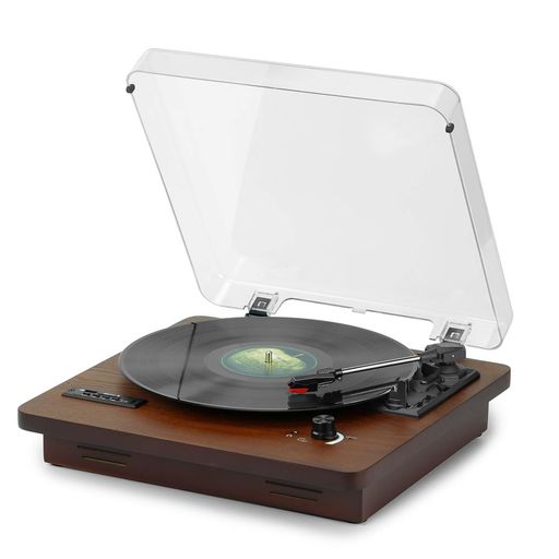 【Bluetooth送信・受信対応】スマホや Bluetooth 対応デバイスを接続して音楽を再生したり、レコード再生時に Bluetooth スピーカーと接続して迫力のステレオ体験を楽しんだりすることができます。さらに FM ラジオ機能も搭載されています。 【USB/SDへ簡単録音・再生】大切なレコードの音源を、パソコンを使わずに直接USBメモリやSDカードにMP3形式で録音できます。色褪せない思い出の曲を、劣化しないデジタル音源として長く楽しめます。録音した音楽の確認はもちろん、お手持ちのMP3などの音楽ファイルも手軽に再生も可能です。レコード鑑賞の合間に、あなたのデジタル音楽ライブラリもこの一台で活躍します。 【ステレオスピーカー内蔵】2つのステレオスピーカーを内蔵し、クリアで温かみのあるサウンドを生成します。面倒な配線や接続が不要な一体型プレイヤーで、設置場所に困らず、届いたその日からすぐに音楽を楽しめます。 【3つの回転速度・オートストップ】33-1/3、45、78回転の速度を選べ、7、10、12インチのレコードサイズに対応します。