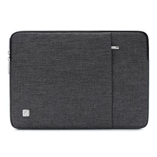 商品サイズ:約27.0x20.0x2.0cm(外寸)約26.0x19.0x1.5cm(内寸) 特別なデザインを施したジッパーは、スライドする時に偶然発生するような事故を回避できます。 軽量で保護力、撥水性に優れた丈夫なポリエステル素材を使用して、傷や衝撃から保護しながら持ち運びやすいです。 薄型:スリーブケースだけではなく、インナーケースとしてもバックパックなどに簡単に収納できます。 大きく開く両開きファスナー仕様で、スムーズにスライドして、パソコンの取り出しに便利です。