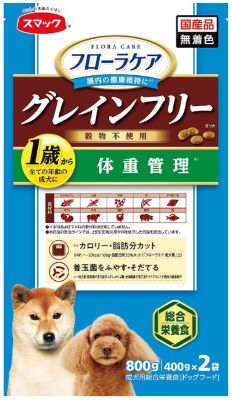 【注意事項】 ・メーカーの都合等により、パッケージ及び内容量、生産地、などが変更される場合がございます。ご了承ください。 ・当店では地球環境への配慮およびお手頃価格での商品の提供のため、簡易的な梱包とさせていただいております。 ・箱潰れなど、製品をご利用いただくのに問題がない場合の返品・交換対応はお受けできません ※期限のある商品について ・賞味期限や消費期限がある商品については、すべて期限まで2ヶ月以上のものを取り扱っております。個別のお問い合わせはご遠慮いただきますようお願い申し上げます。 ・期限が迫った商品は、別途アウトレット商品として販売させていただいております。 商品説明■　商品説明お腹の中から健康を考える 新コンセプトドライフード オリゴ糖・食物繊維が善玉菌をそだて、納豆菌・酪酸菌が善玉菌をふやすことで腸内の健康を維持します。 健康な消化吸収をサポートするためにグレインフリー（穀物不使用）※に仕上げました。 体重管理に配慮してカロリー -20kcal/100g・脂肪分約20％カット（フローラケア DOG 成犬用比）しています。 美しく、健康な毛艶・皮膚のためにフィッシュオイル（DHA）、ニオイに配慮して植物発酵抽出エキスを配合しています。 無着色の食べやすい小粒サイズです。 ※イネ科およびマメ科の原材料は使用していません。 4970022014247■　販売元スマック■　広告文責 ライフジェネレーション株式会社 TEL:06-6809-2484