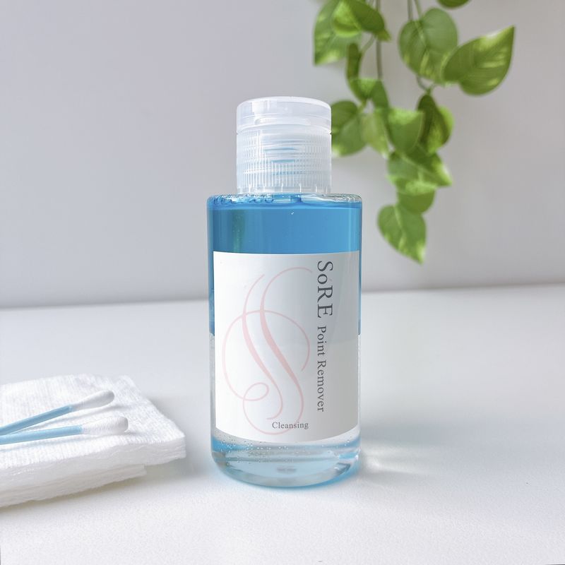 UTP SoRE ソレ ポイントリムーバー 100ml お肌のうるおいを守りつつ、濃いアイメイクやリップメイクもきれいにオフします。 容量 100mL ご使用方法 よく振り、コットンに500円玉大ほど含ませます。まぶたや唇の上にのせ、数秒なじませ、やさしく拭き取ります。 全成分 水、シクロヘキサシロキサン、エチルヘキサン酸セチル、炭酸ジカプリリル、（C13−15）アルカン、 ペンチレングリコール、プラセンタエキス、水溶性プロテオグリカン、クダモノトケイソウ果実エキス、 カワラナデシコ種子エキス、シクロペンタシロキサン、デシルグルコシド、BG、プロパンジオール、 1，2−ヘキサンジオール、塩化Na、EDTA−2Na、クエン酸、クエン酸Na、フェノキシエタノール、緑202 メーカー 株式会社UTP 商品区分 日本製/化粧品 広告文責 株式会社デライト　03-6261-5781