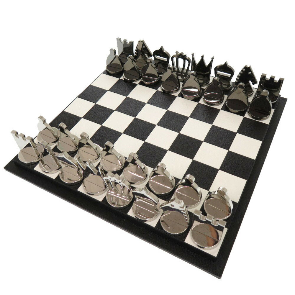 新品同様 プラダ チェスセット サフィアーノレザー ブラック 2SG077 黒 0651 【中古】 PRADA