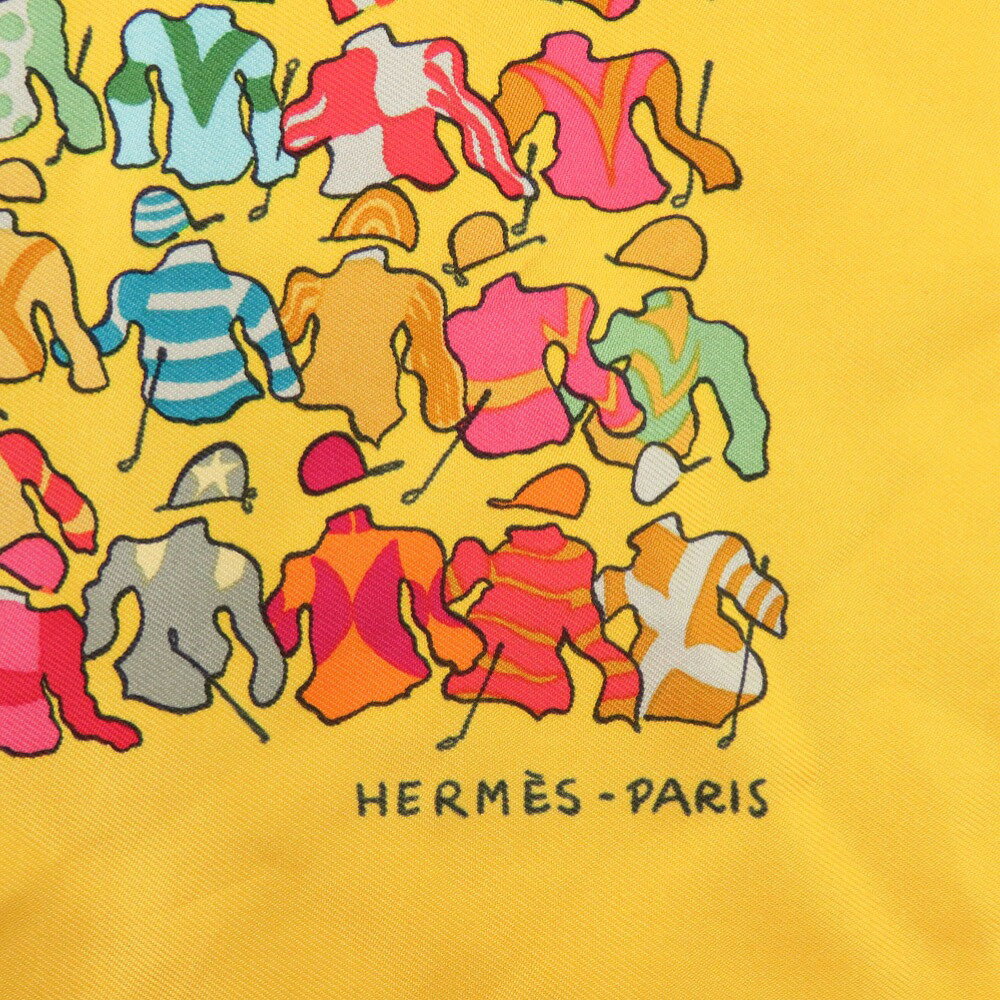 美品 エルメス プチカレ LES CHEVAUX SE RENDENT AU DEPART ミニスカーフ シルク マルチカラー 0148【中古】HERMES