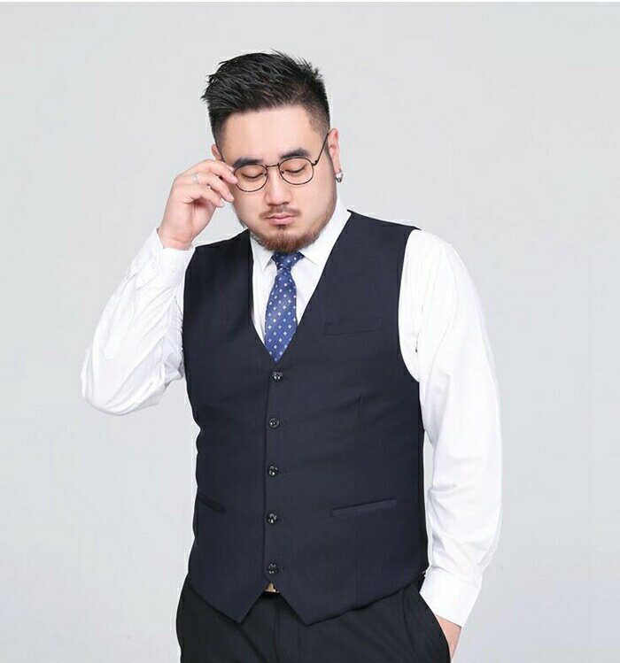 lifeactiveのスーツ ベスト 大きいサイズ ぽっちゃりさん メンズ 尾錠付き フォーマルベスト ビジネス ノーカラー 前開き 無地 七五三 結婚式 発表会 入学式 理容師 オーバーサイズ 紳士用 卒業式｜アングル3