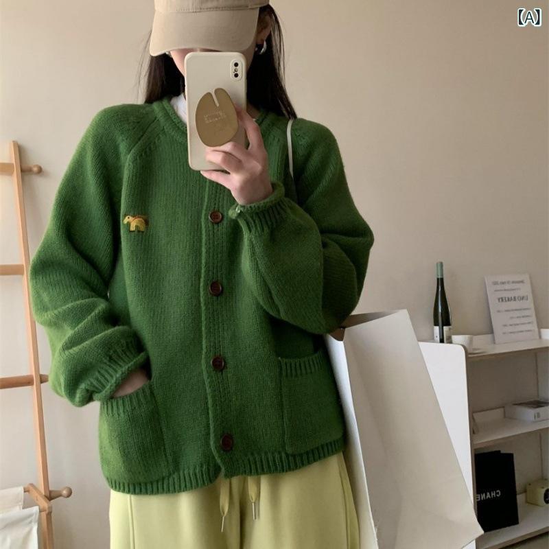 乐天商城 - ブラウン レッド フェミニン デート グリーン ピンク系 長袖 松 カジュアル 丸首 かわいい オフィス 普段使い ガーリー ホワイト