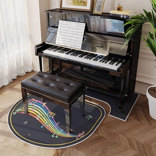 サイズ：凹型70*160cm(ピアノ用) ?型110*110cm(椅子用) 凹型70*160cm+?型110*110cm（適応なサイズご選択ください）【損傷を防ぎ、床を保護する】イスの脚やキャスターの素材によっては床にキズをつけたり、椅子に座ることによってかかる加重で床をへこませてしまう場合があります。 床マットは使用場所に合わせて、はさみで自由にカットすることができて、多用途で活躍します。 椅子、キッチン、ダイニングテーブルなどに使用可能、実寸に合わせてカット可能、床への傷や汚れからしっかり守ってこれらの問題を解決！【防振?防音】高品質の滑り止めゴムが安定性を確保します。 滑り止め、防湿、変形なし、床への損傷なし、優れた靭性。プレイ時の振動によるラックドラムシンバルスタンドが移動することを軽減します。【床の保護】 ピアノの設置場所に置きます。 床の傷を防ぐだけでなく、アップライトピアノの滑りを防ぎます。抜群の防音?防振効果で、演奏時の鍵盤打音やペダル操作時の音を軽減。防音?防振効果で安心して演奏可能です。