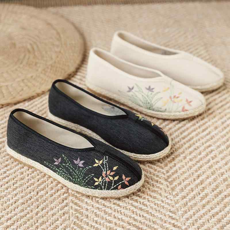 Rakuten - 軽量 ローヒール 漢服 上品 ダンス用 黒 布靴 刺? 普段使い 古典的 オフホワイト 綿 女性用 通気性 ゴム底 ラウンドトゥ カジュアル ブラック 滑り止め コットン レディース