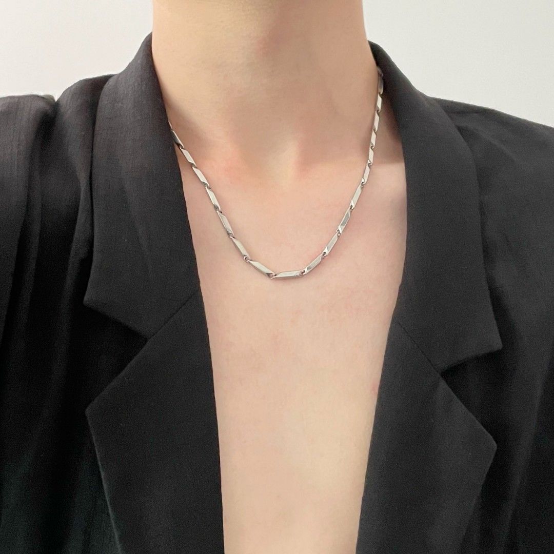 人気 シンプル 金属アレルギー対応 シルバー ネックレスメンズ メンズ プレゼント 男性 チタン チェーン ステンレス ネックレス 敏感肌 アクセサリー 耐水性