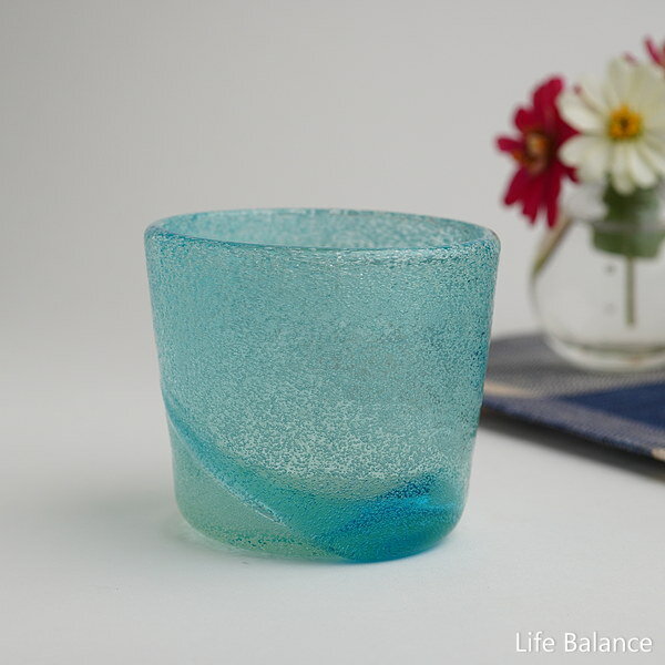 琉球ガラス　【稲嶺　盛一郎　宙吹ガラス工房　虹】泡一筆つゆいれ　フリーカップ　水色　90-616(3)