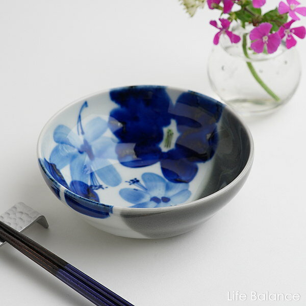 Arita Ware - 波佐見焼　敏彩窯　4.5寸小鉢　青花雲