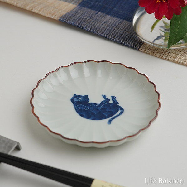 Rakuten - 波佐見焼　高山陶器　ねこ菊割　3.5寸皿　へそ天　