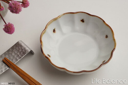 有田焼サビ点紋菊割豆鉢