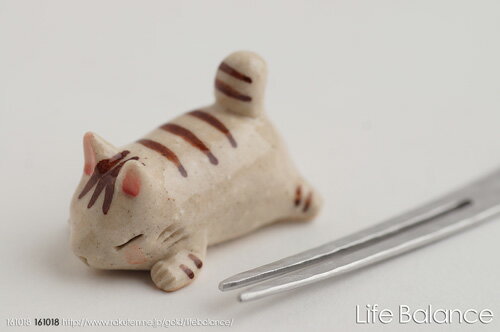 Rakuten - 箸置き　ソラマメ商会　豆屋　はしおき　仔ねこ　トラ　ふせ　NN-002
